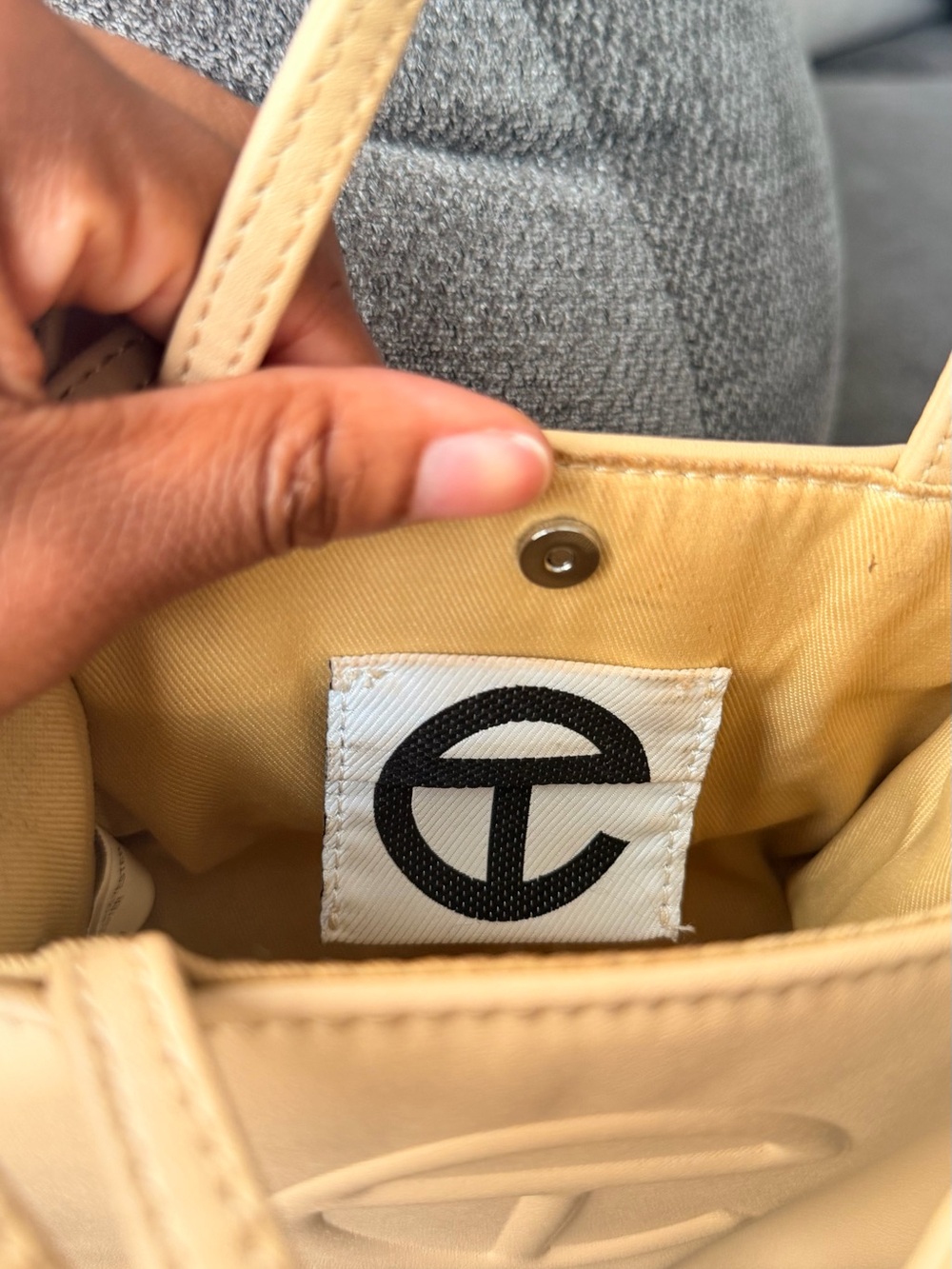 Telfar Small Cream Shopping Bag - Picture 3 of 4